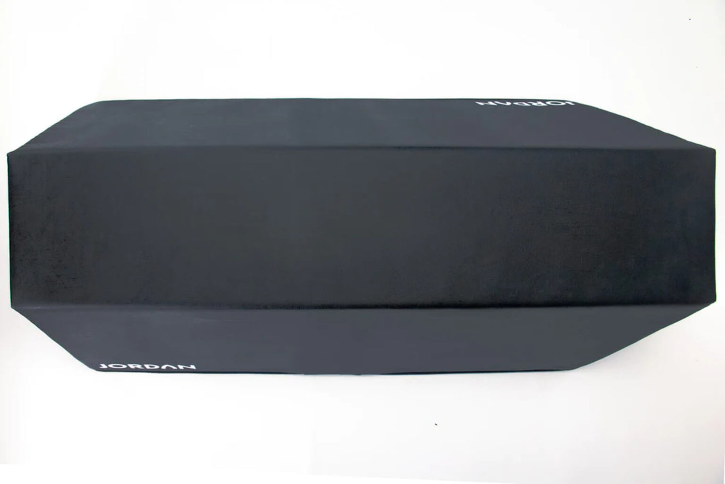 Our bench is tailored for lower body workouts and hip thrust exercises, but its ample size accommodates various other exercises, such as dumbbell chest press or fly.